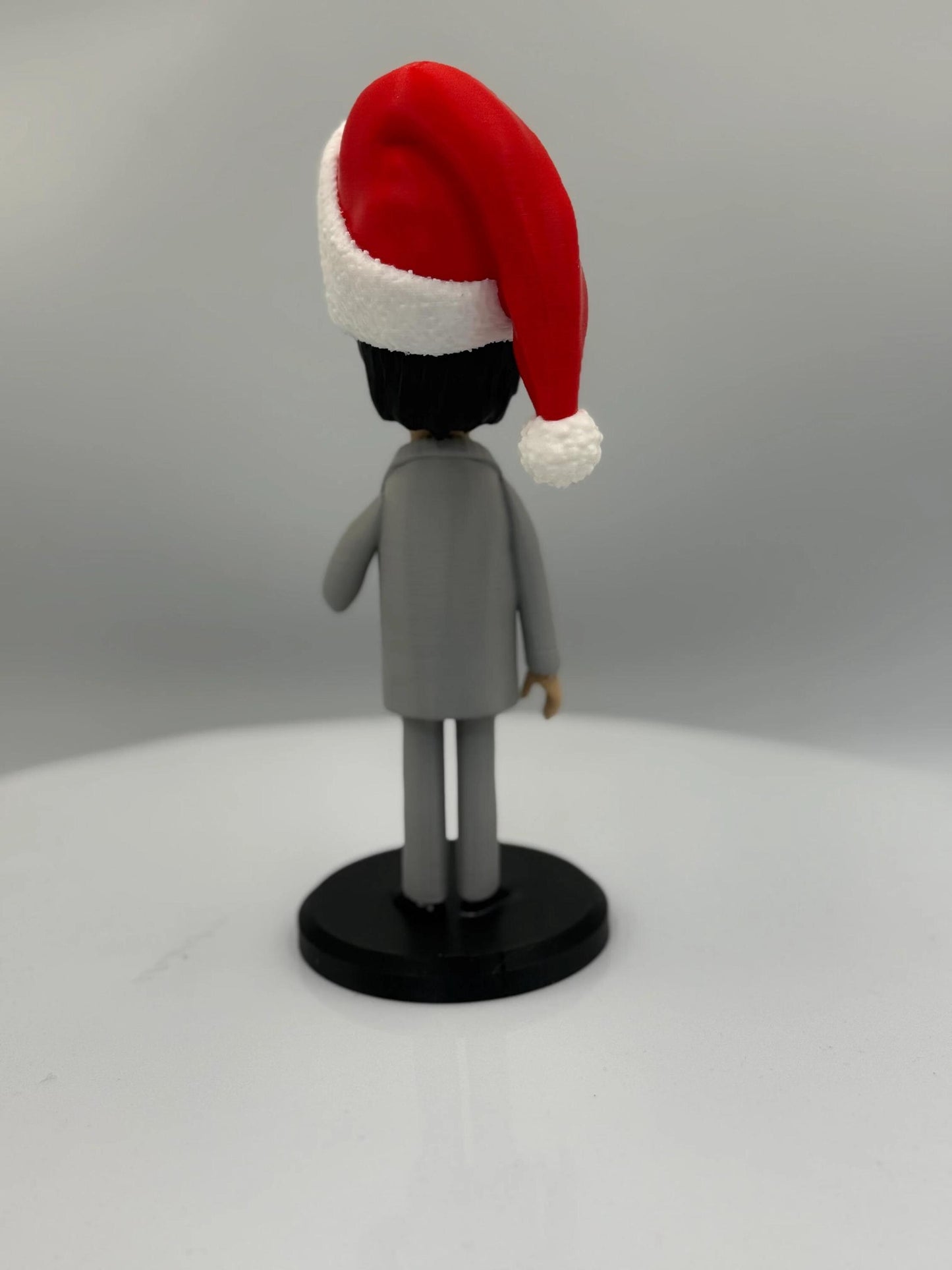 Clark Griswald - Holiday Chaos Icon | (10.5” | 240mm Edition) Caricature Statue