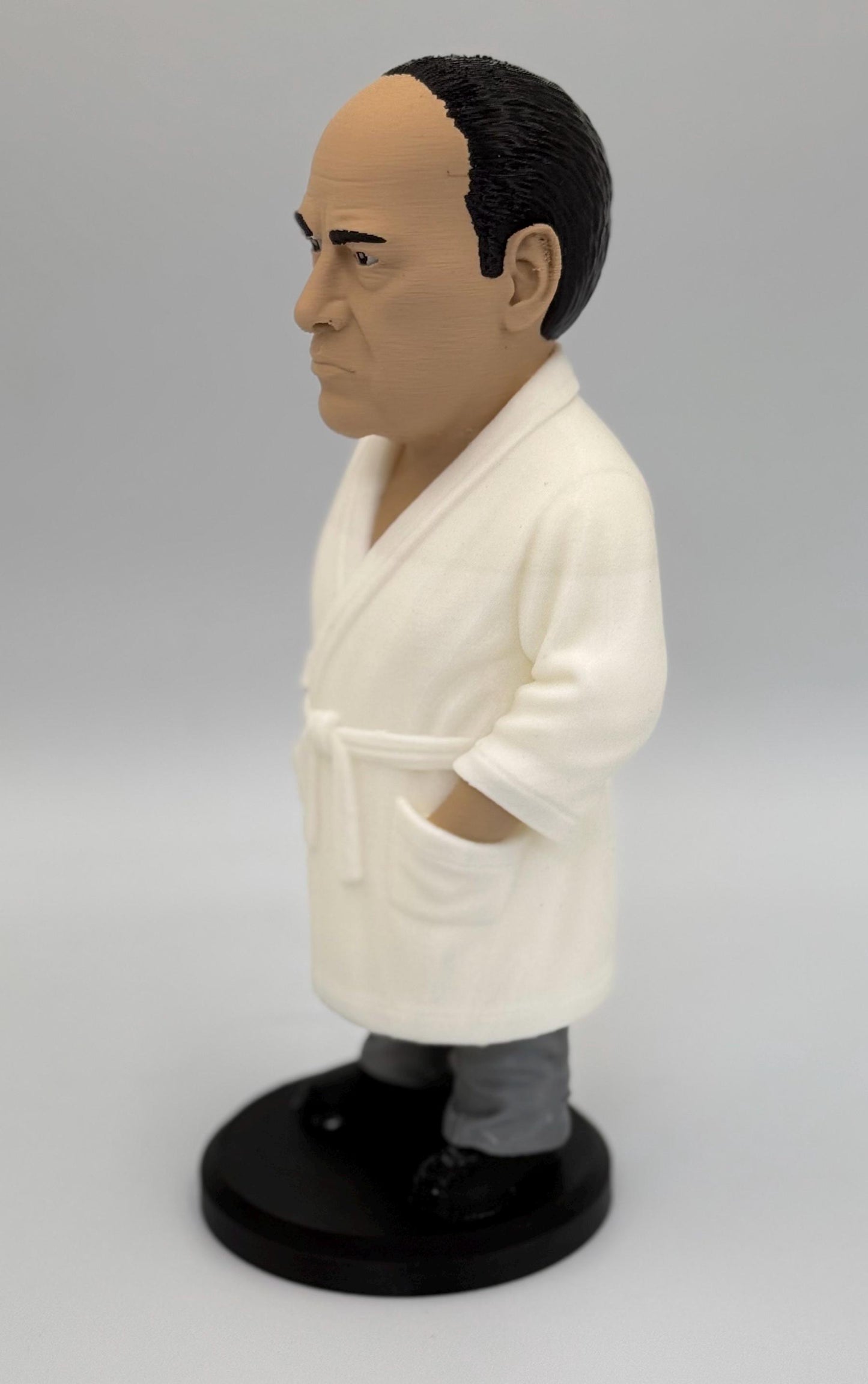 Tony in His Bathrobe – Crime Family Collection! Iconic Mob Figurine | High-Quality Caricature Statue (Mini & Standard Editions)