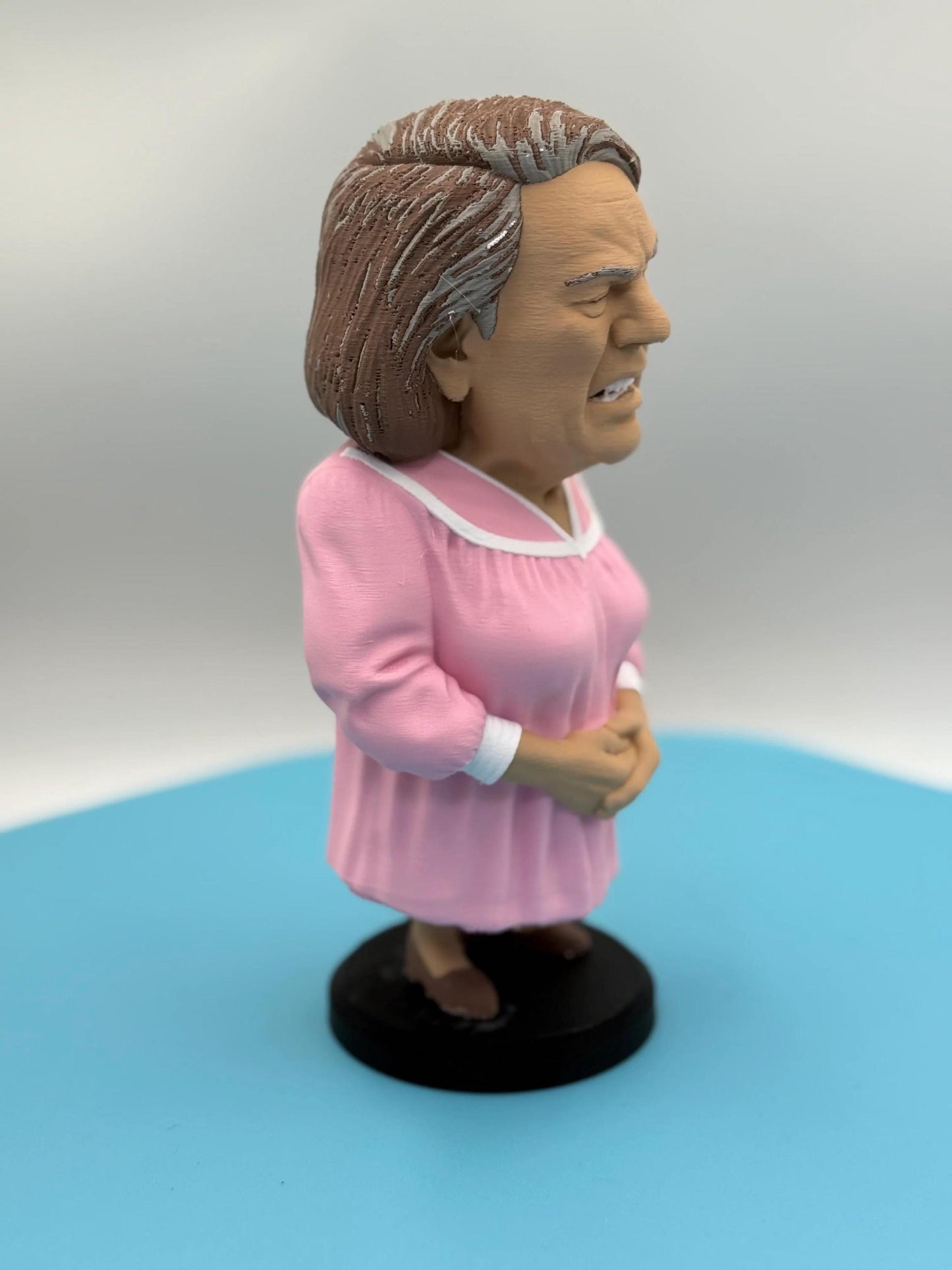 Olivia Soprano Figurine - 3D Printed Mob Boss Caricature (9.5 200mm Mini)