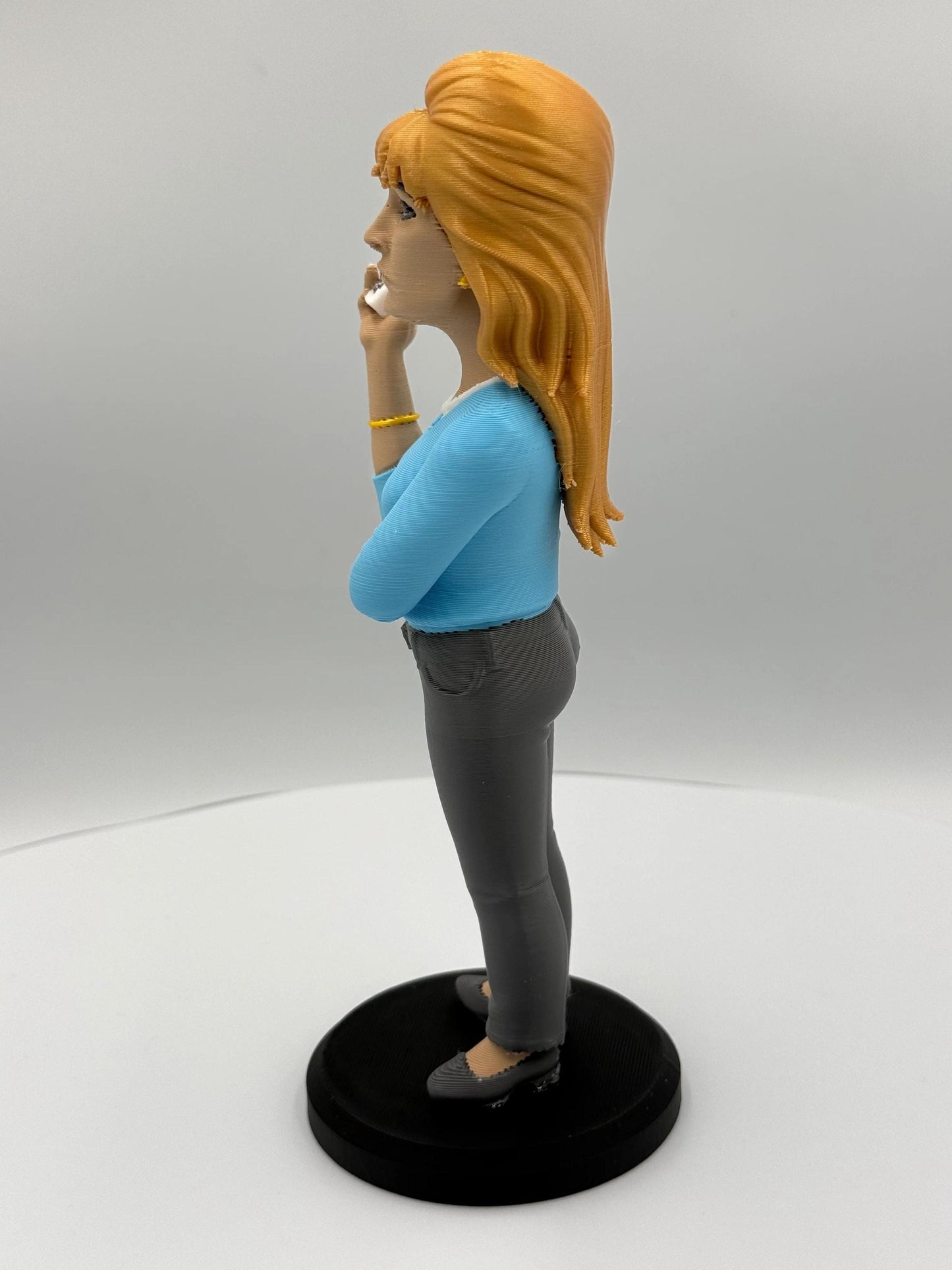 Carmela on the Line!  Crime Family Collection | Iconic Mob Wife Caricature Statue (9.5 200mm Mini)