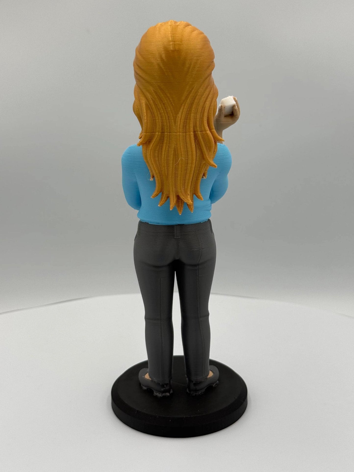 Carmela on the Line!  Crime Family Collection | Iconic Mob Wife Caricature Statue (9.5 200mm Mini)