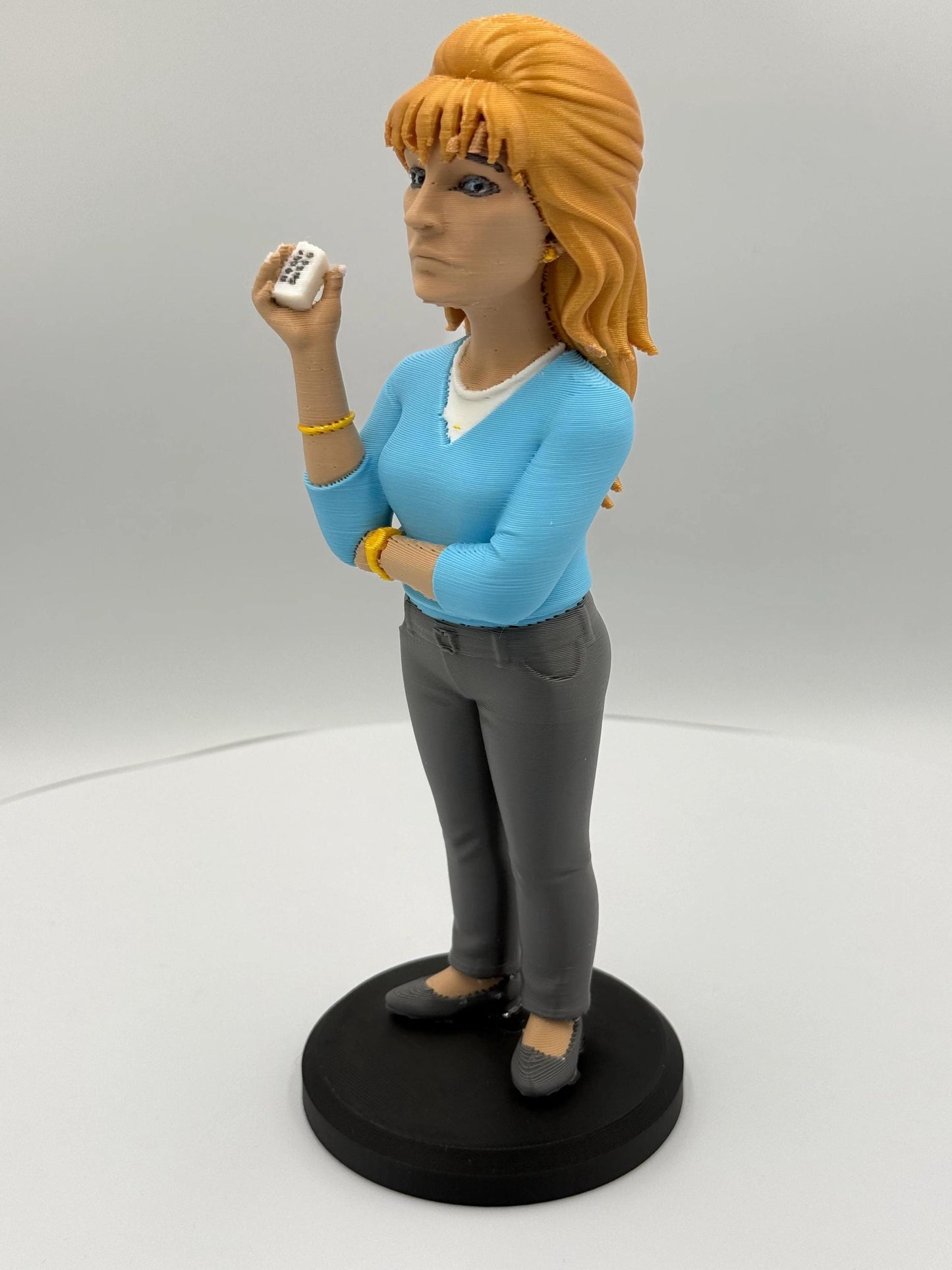 Carmela on the Line!  Crime Family Collection | Iconic Mob Wife Caricature Statue (9.5 200mm Mini)