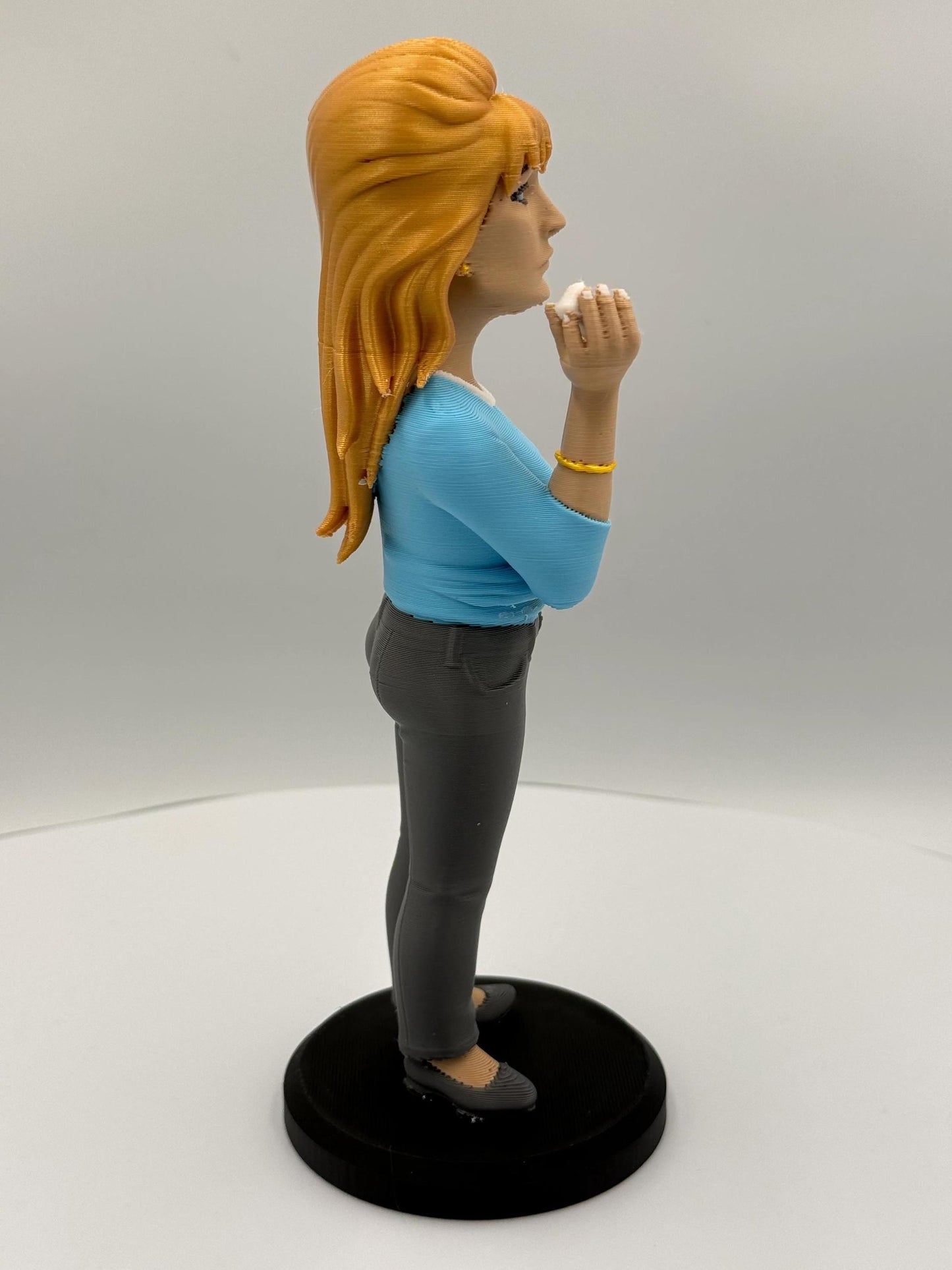 Carmela on the Line!  Crime Family Collection | Iconic Mob Wife Caricature Statue (9.5 200mm Mini)